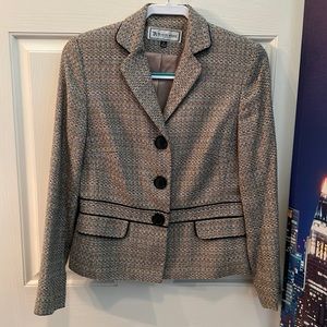 Travis Ayer’s Suit Jacket